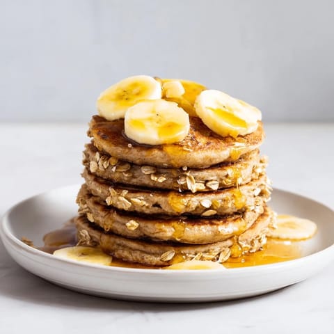 Banana Oat Fluffy Pancakes